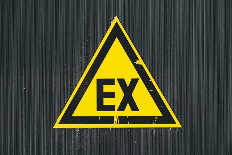 exxx