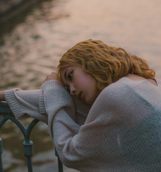 how to date a depressed person